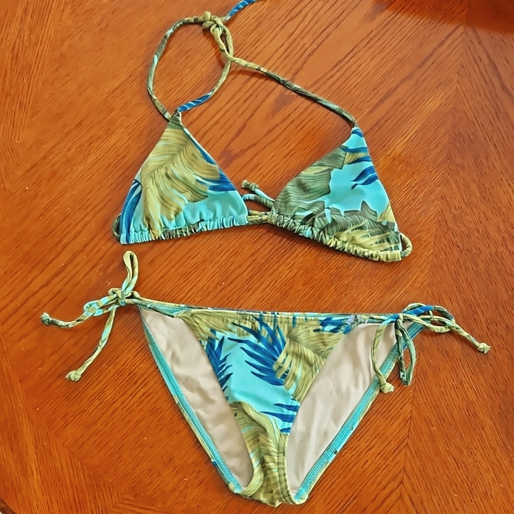 NWOT Victoria Secret Tropical Bikini